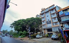 Hotel Plaza Heights By Rak Rooms, Mangaluru